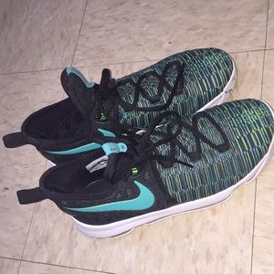 KD 9’s basketball shoes